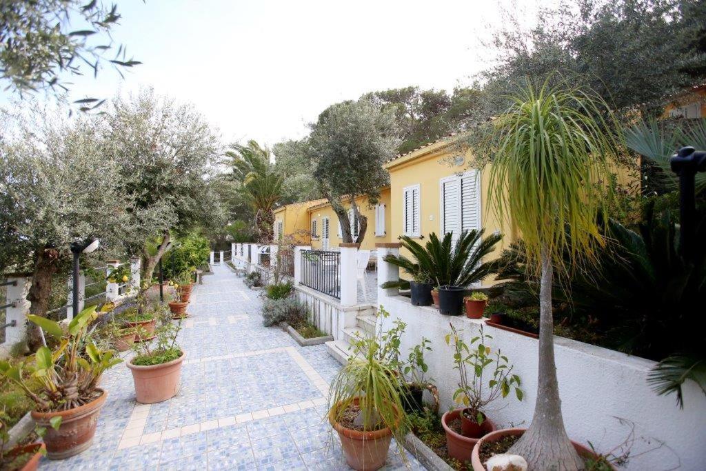 Hotel Paola Carloforte  Exterior foto